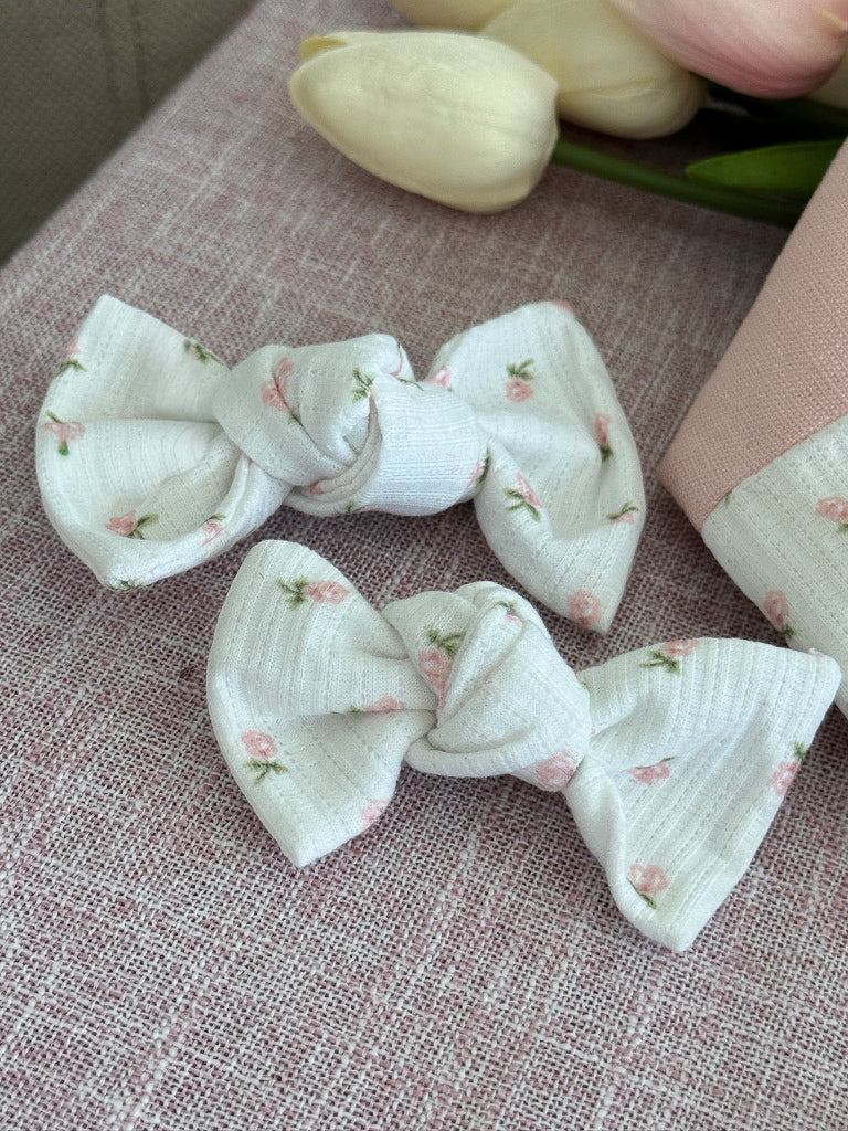 Whispering Garden Dog Bow